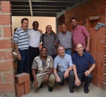 Missionários da Consolata em Caracas. (Fotos: Jaime C. Patias / Arquivo Missões)