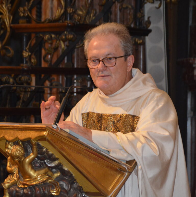 Padre Stefano Camerlengo, Superior Geral