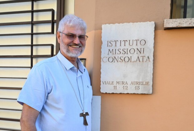 Dom Evaristo Pascoal Spengler, bispo de Roraima na Casa Geral IMC em Roma. Foto: Jaime C. Patias